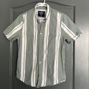 Hollister button down shirt xs